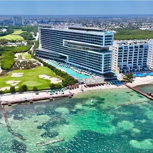 5* Resort Dreams Vista Golf &